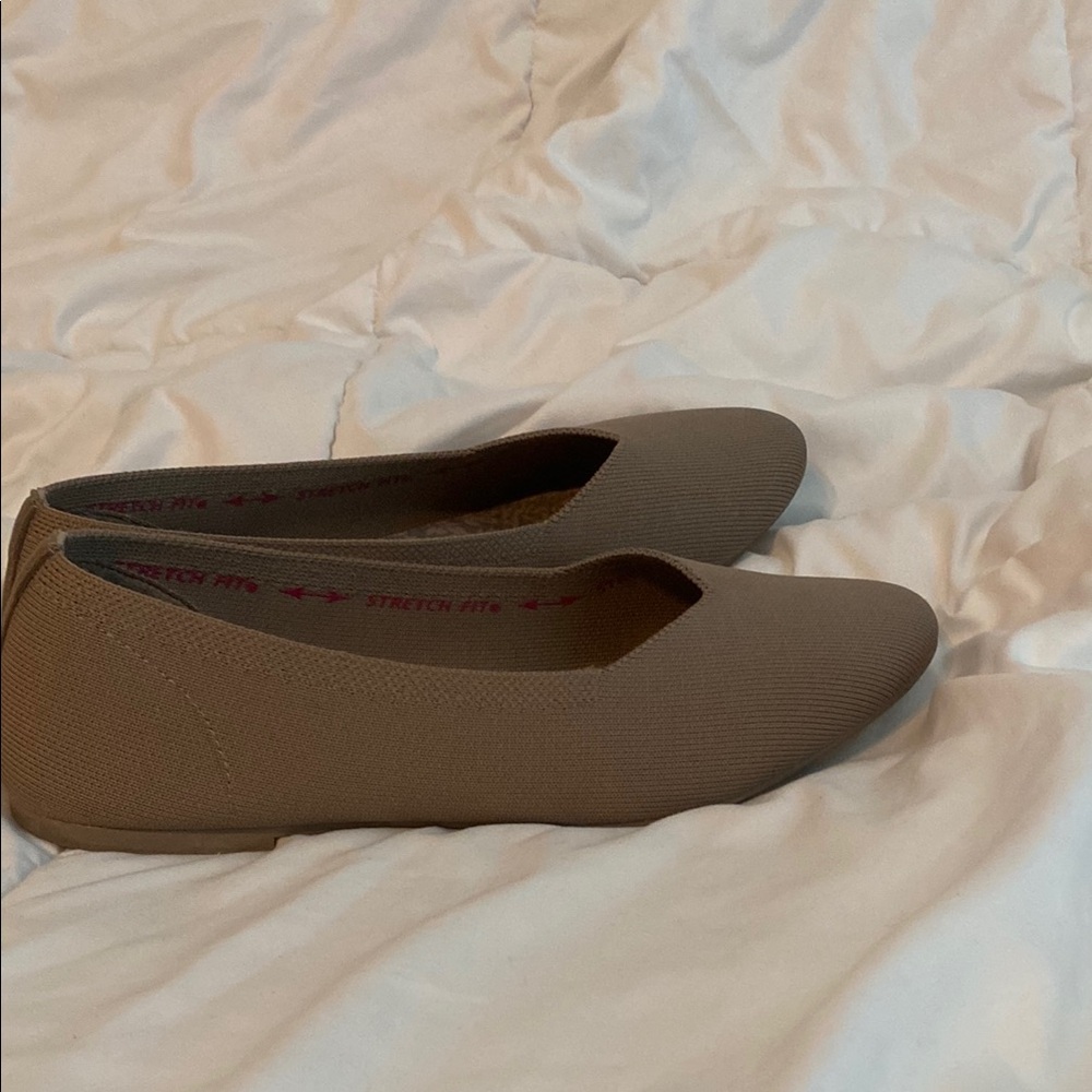 Skechers Tan Flats Minimalist Slip-On Loafers